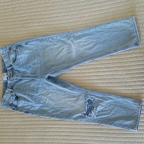 Distressed Cropped Jeans - 30 - Picture 1 of 5